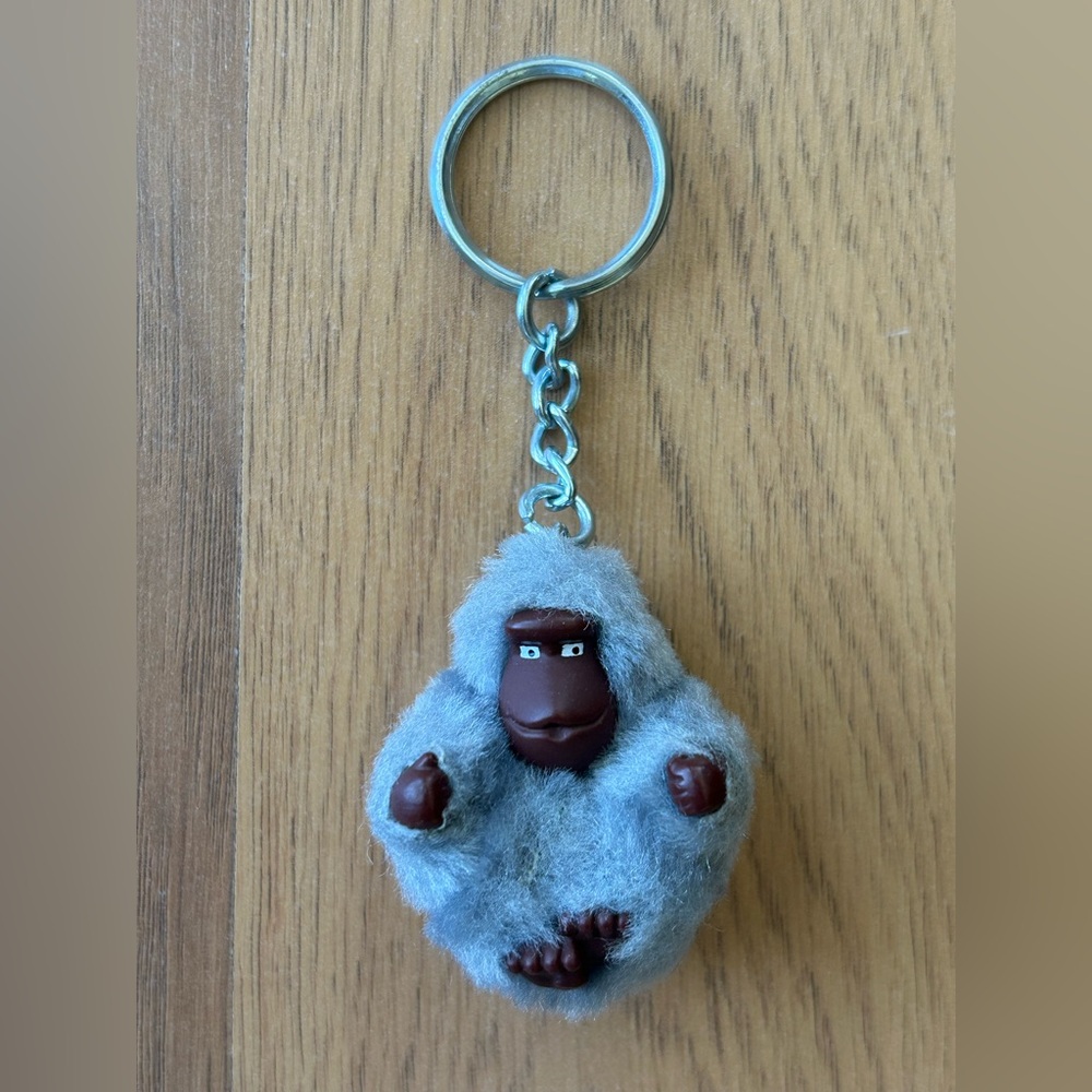 Kipling gray grey furry monkey gorilla keychain charm Kissa
